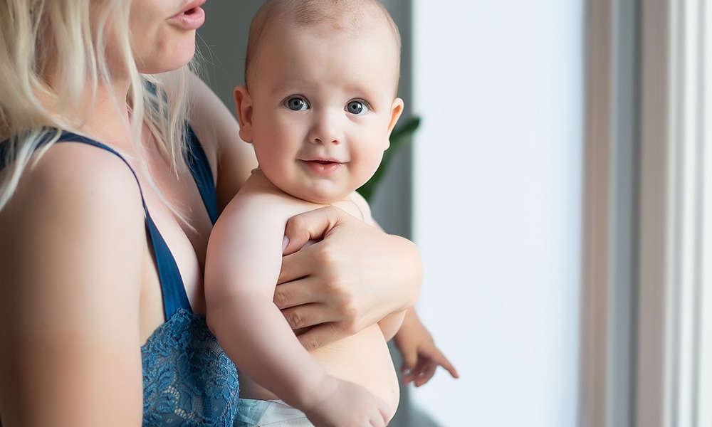 How to collect a DNA sample from a baby DNA Family Check